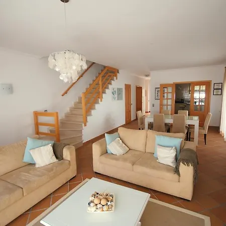 Charming Townhouse Praia D'el Rey Ferienhaus Óbidos
